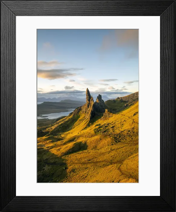 Framed Print : Old Man of Storr, Isle of Skye, Scotland Framed Print : Old Man of Storr, Isle of Skye, Scotland