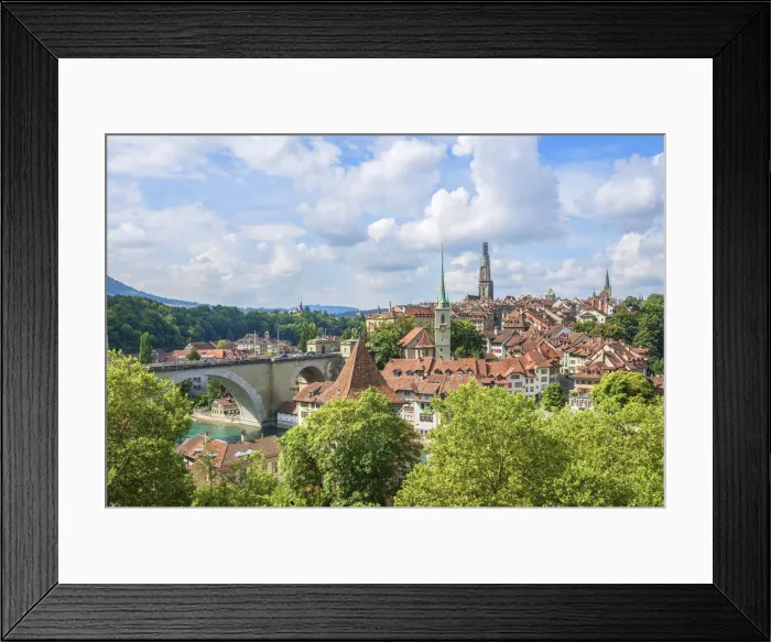 Framed Print : View on the old town of Bern with river Aare, Berne, Switzlerand Framed Print : View on the old town of Bern with river Aare, Berne, Switzlerand