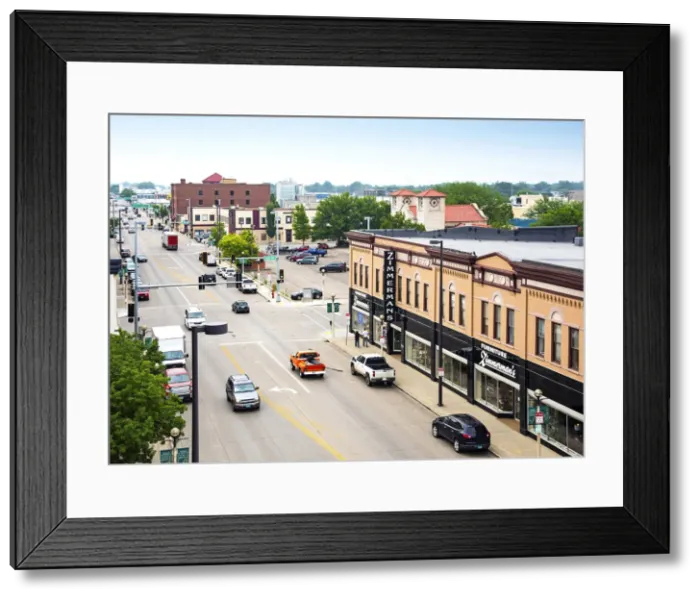 Framed Print : USA, North Dakota, Bismarck, Capital City, Main Avenue, Downtown Framed Print : USA, North Dakota, Bismarck, Capital City, Main Avenue, Downtown