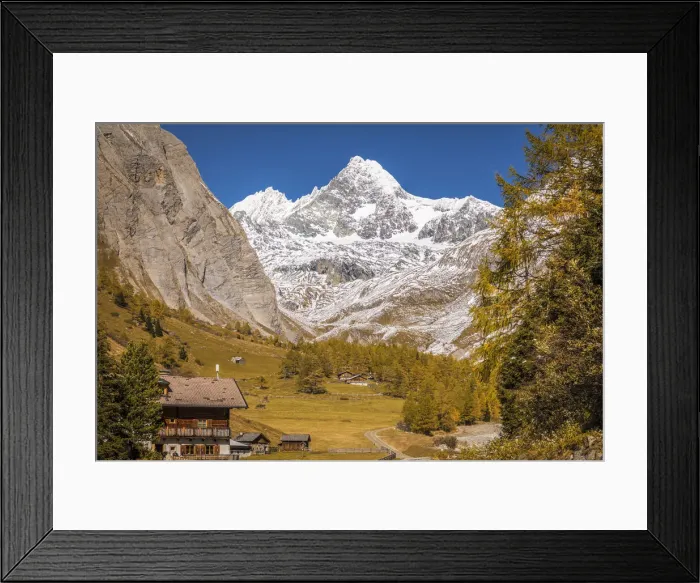 Framed Print : mountain inn Lucknerhaus (1, 920 m) in the Koednitztal with Grossglockner (3, 798 m), East Tyrol, Austria Framed Print : mountain inn Lucknerhaus (1, 920 m) in the Koednitztal with Grossglockner (3, 798 m), East Tyrol, Austria