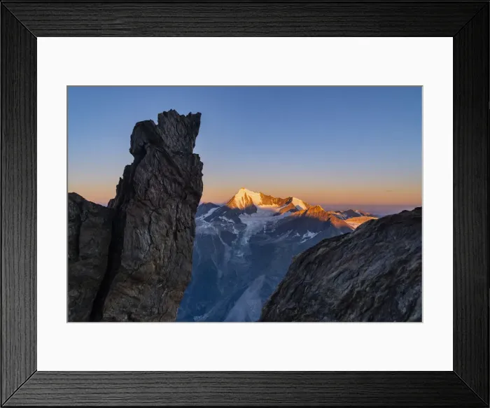 Framed Print : Weisshorn at sunrise from Nadelgrat. Zermatt valley, Canton Vallese, Alps, Switzerland Framed Print : Weisshorn at sunrise from Nadelgrat. Zermatt valley, Canton Vallese, Alps, Switzerland