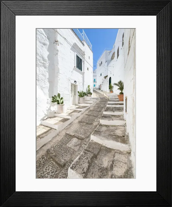 Framed Print : Small street in the white village of Ostuni (province of Brindisi, Salento, Apulia) Framed Print : Small street in the white village of Ostuni (province of Brindisi, Salento, Apulia)