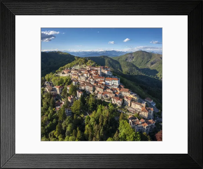Framed Print : Santa Maria del Monte and the chapels of the sacred way during a spring sunset Framed Print : Santa Maria del Monte and the chapels of the sacred way during a spring sunset