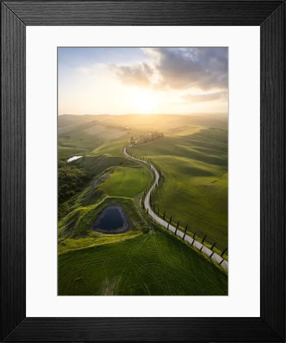 Framed Print : farmhouse Baccoleno at sunset. Asciano, Siena province, Tuscany, Italy Framed Print : farmhouse Baccoleno at sunset. Asciano, Siena province, Tuscany, Italy