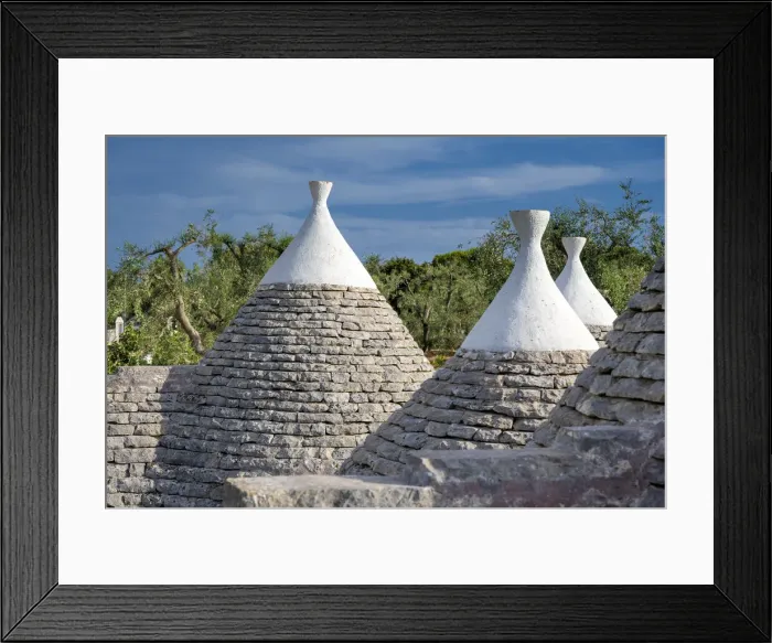 Framed Print : Salento, Apulia, Italy. A trullo is a traditional Apulian dry stone hut Framed Print : Salento, Apulia, Italy. A trullo is a traditional Apulian dry stone hut