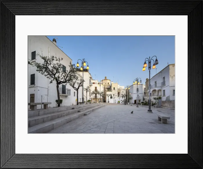Framed Print : Polignano a Mare, bari, Apulia, Italy. In the historic old town of Polignano a Mare Framed Print : Polignano a Mare, bari, Apulia, Italy. In the historic old town of Polignano a Mare