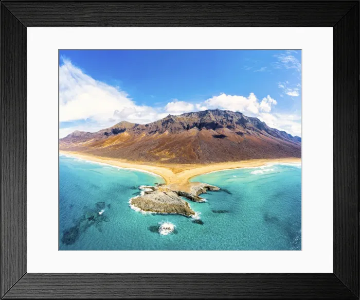 Framed Print : El Islote and Pico De La Zarza highest mountain of Fuerteventura, Cofete Beach, Jandia Framed Print : El Islote and Pico De La Zarza highest mountain of Fuerteventura, Cofete Beach, Jandia