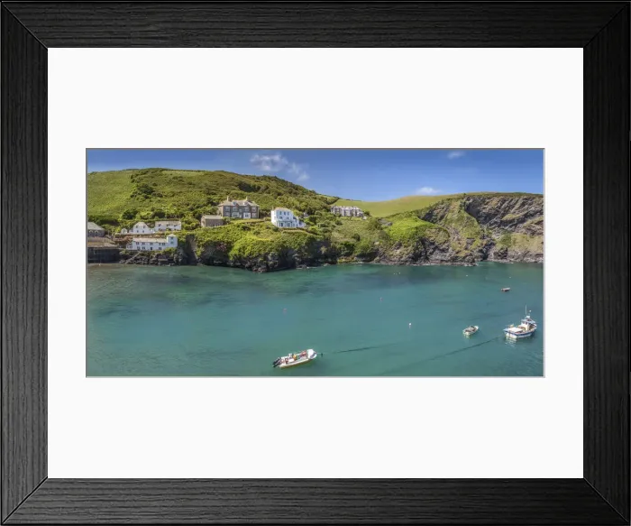 Framed Print : Port Isaac harbor, Cornwall, England Framed Print : Port Isaac harbor, Cornwall, England