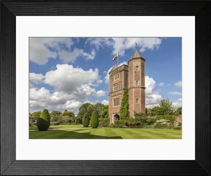 Framed Print : Tower of Sissinghurst Castle, Cranbrook, Kent, England