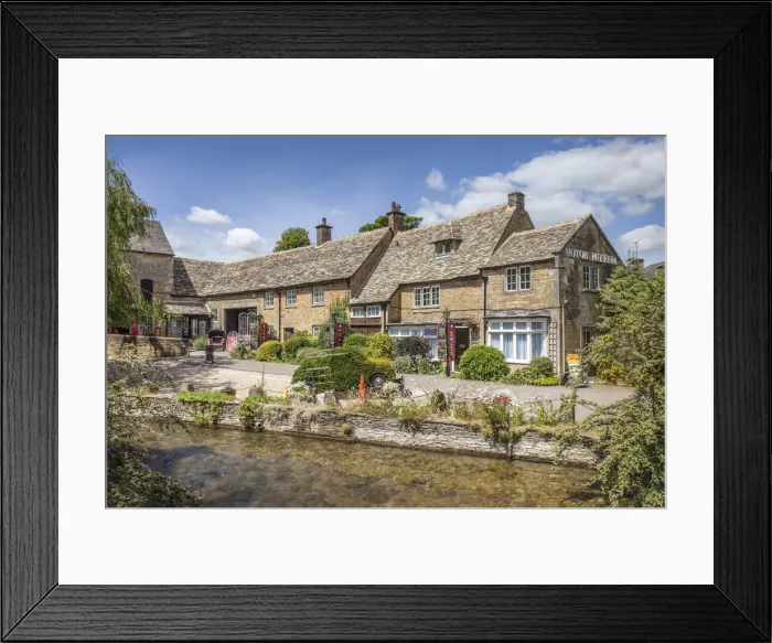 Framed Print : Motor Museum at Bournton-on-the-Water, Cotswolds, Gloucestershire, England Framed Print : Motor Museum at Bournton-on-the-Water, Cotswolds, Gloucestershire, England