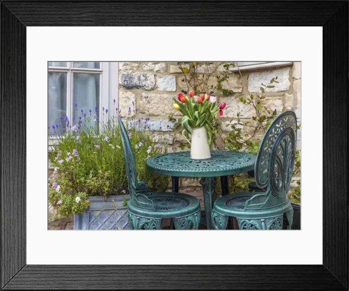 Framed Print : Cottage in Painswick, Cotswolds, Gloucestershire, England Framed Print : Cottage in Painswick, Cotswolds, Gloucestershire, England