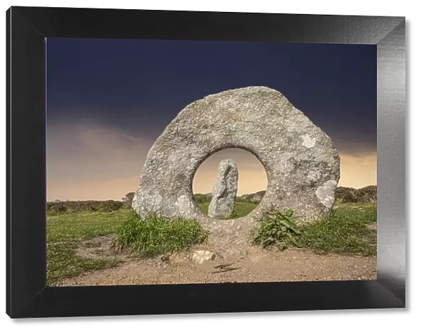 4000 year old megalithic formation Men-an-Tol, Penwith Peninsula, Cornwall, England