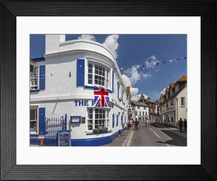 Framed Print : Pubs in the seaside resort of Lyme Regis, Dorset, England Framed Print : Pubs in the seaside resort of Lyme Regis, Dorset, England