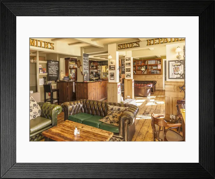 Framed Print : Historic pub in the village of Slaugham, West Sussex, England Framed Print : Historic pub in the village of Slaugham, West Sussex, England