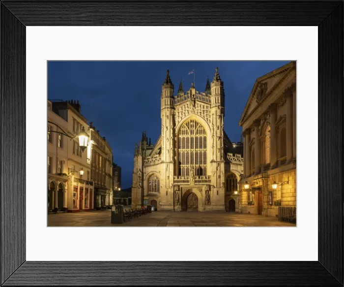 Framed Print : Twilight view of Bath Abbey, Bath, Somerset, England. Summer (June) 2019 Framed Print : Twilight view of Bath Abbey, Bath, Somerset, England. Summer (June) 2019