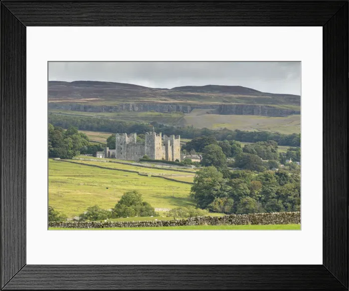 Framed Print : 14th Century Bolton Castle in Wensleydale, Yorkshire Dales National Park, North Yorkshire Framed Print : 14th Century Bolton Castle in Wensleydale, Yorkshire Dales National Park, North Yorkshire