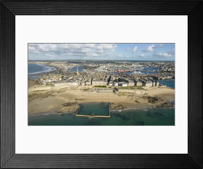 Framed Print : France, Da©partement Ille-et-Vilaine, Cote d Emeraude (Emerald Coast), Saint Malo Framed Print : France, Da©partement Ille-et-Vilaine, Cote d Emeraude (Emerald Coast), Saint Malo