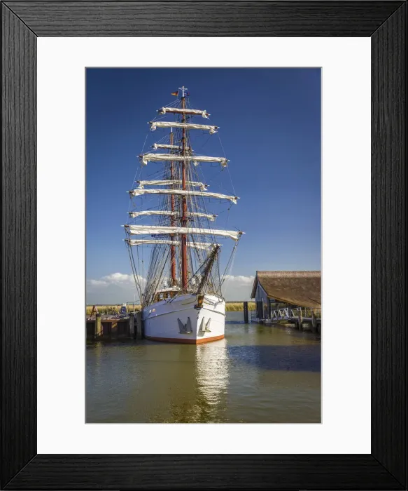 Framed Print : Windjammer in the Boddenhafen of Zingst, Mecklenburg-Western Pomerania, Northern Germany Framed Print : Windjammer in the Boddenhafen of Zingst, Mecklenburg-Western Pomerania, Northern Germany