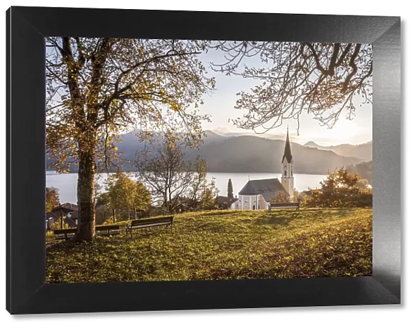 View of the Schliersee and the St. Sixtus Church, Schliersee, Upper Bavaria, Bavaria