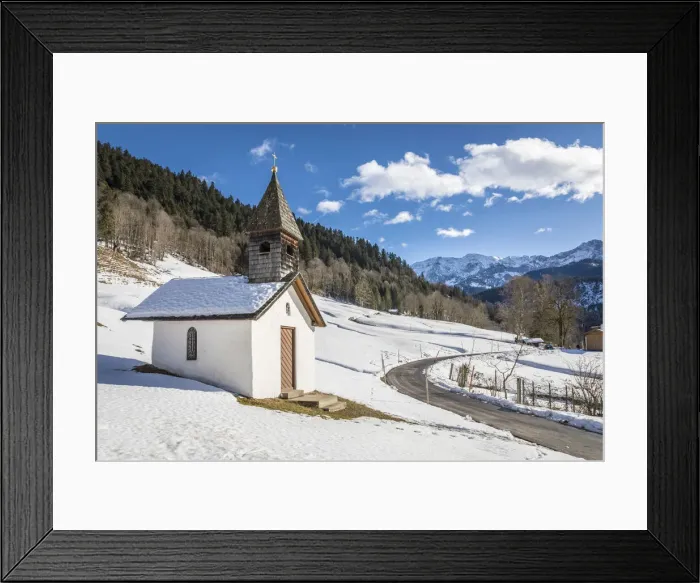 Framed Print : Chapel in the Vordergraseck in the Partnachtal, Garmisch-Partenkirchen, Upper Bavaria