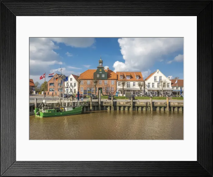 Framed Print : Harbor house and historic houses at the harbor of Toenning, North Friesland Framed Print : Harbor house and historic houses at the harbor of Toenning, North Friesland