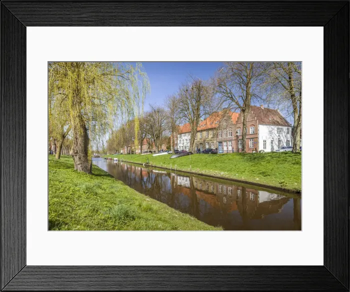 Framed Print : Canal in the old town of Friedrichstadt, North Friesland, Schleswig-Holstein Framed Print : Canal in the old town of Friedrichstadt, North Friesland, Schleswig-Holstein