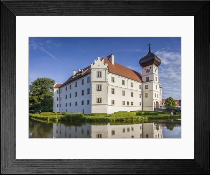 Framed Print : Hohenkammer Castle in Upper Bavaria, Bavaria, Germany Framed Print : Hohenkammer Castle in Upper Bavaria, Bavaria, Germany