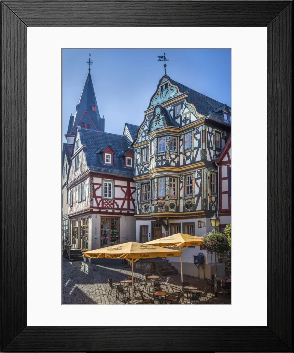 Framed Print : Magnificent half-timbered house Killinger house on the market square of Idstein, Hesse Framed Print : Magnificent half-timbered house Killinger house on the market square of Idstein, Hesse