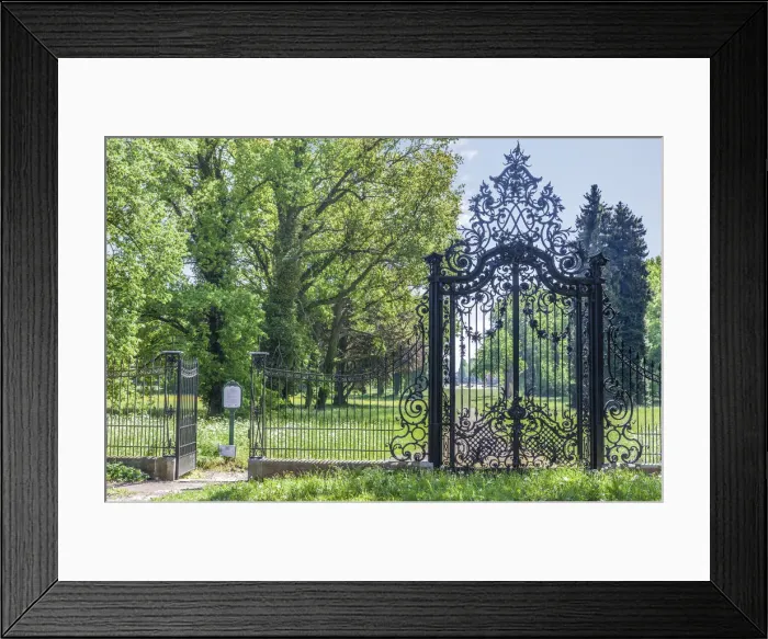 Framed Print : Entrance to Sanssouci Park at the New Palace, Potsdam, Brandenburg, Germany Framed Print : Entrance to Sanssouci Park at the New Palace, Potsdam, Brandenburg, Germany
