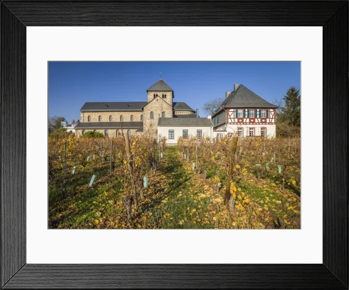 Framed Print : Basilica Sankt Gogidius in Mittelheim, Rheingau, Hesse, Germany Framed Print : Basilica Sankt Gogidius in Mittelheim, Rheingau, Hesse, Germany