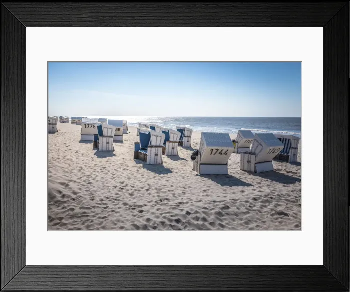 Framed Print : Beach chairs on the west beach of Westerland, Sylt, Schleswig-Holstein, Germany Framed Print : Beach chairs on the west beach of Westerland, Sylt, Schleswig-Holstein, Germany