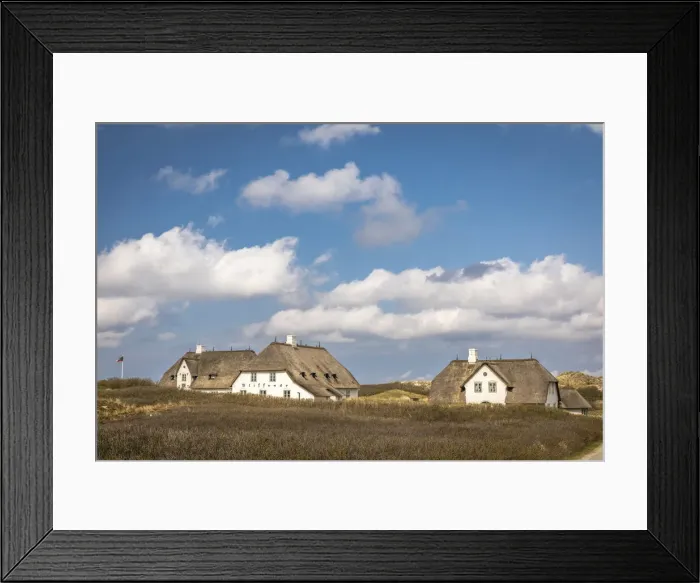 Framed Print : House Kliffende in Kampen, Sylt, Schleswig-Holstein, Germany Framed Print : House Kliffende in Kampen, Sylt, Schleswig-Holstein, Germany