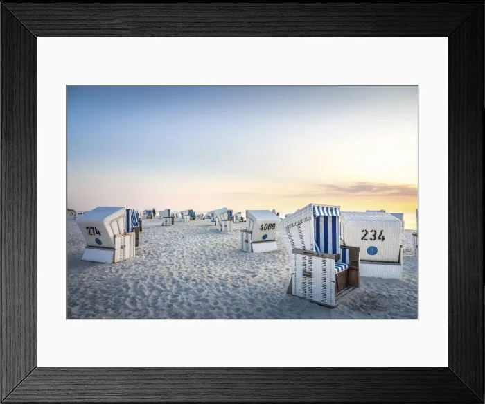 Framed Print : Beach chairs on the Red cliff in Kampen at sunset, Sylt, Schleswig-Holstein, Germany Framed Print : Beach chairs on the Red cliff in Kampen at sunset, Sylt, Schleswig-Holstein, Germany