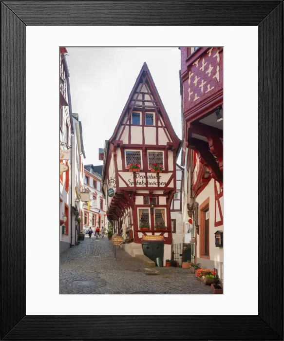 Framed Print : Half-timbered-house in Bernkastel-Kues, Mosel valley, Rhineland-Palatinate, Germany Framed Print : Half-timbered-house in Bernkastel-Kues, Mosel valley, Rhineland-Palatinate, Germany