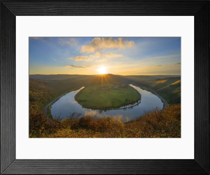 Framed Print : Sunset above the Saar horseshoe bend at Taben-Rodt, Saar valley, Hunsruck, Rhineland-Palatinate, Germany Framed Print : Sunset above the Saar horseshoe bend at Taben-Rodt, Saar valley, Hunsruck, Rhineland-Palatinate, Germany