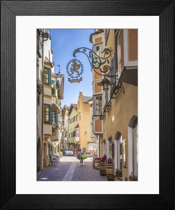 Framed Print : Old town alley in Klausen in the Eisack Valley, South Tyrol, Italy