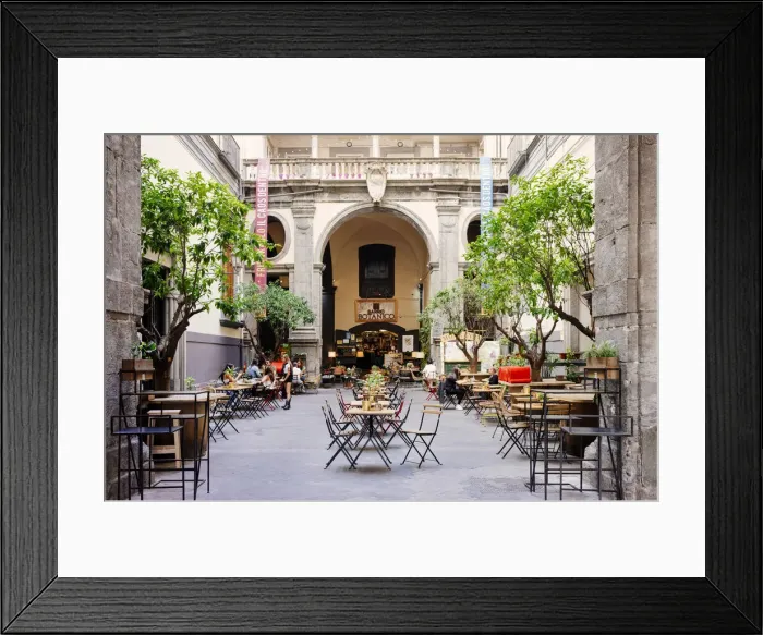 Framed Print : Naples, Campania, Italy. Barrio Botanico cocktail bar in historical building, Medina road Framed Print : Naples, Campania, Italy. Barrio Botanico cocktail bar in historical building, Medina road