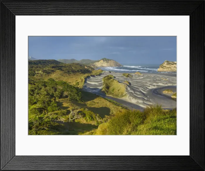 Framed Print : New Zealand, South Island, Wharariki Beach Framed Print : New Zealand, South Island, Wharariki Beach