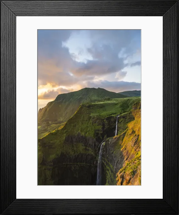 Framed Print : Flores island, Azores, Portugal. Ribeira do Ferreiro waterfalls Framed Print : Flores island, Azores, Portugal. Ribeira do Ferreiro waterfalls