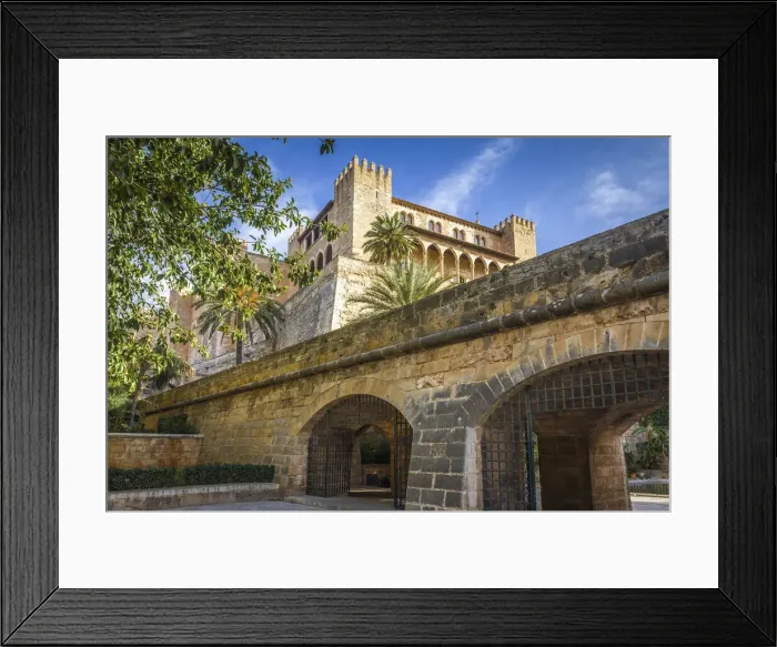 Framed Print : Palacio Real de la Almudaina in Palma de Mallorca, Mallorca, Spain Framed Print : Palacio Real de la Almudaina in Palma de Mallorca, Mallorca, Spain