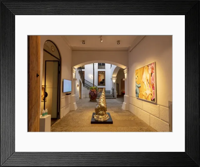 Framed Print : Sculptures in a patio in the Old Town, Palma de Mallorca, Mallorca Framed Print : Sculptures in a patio in the Old Town, Palma de Mallorca, Mallorca