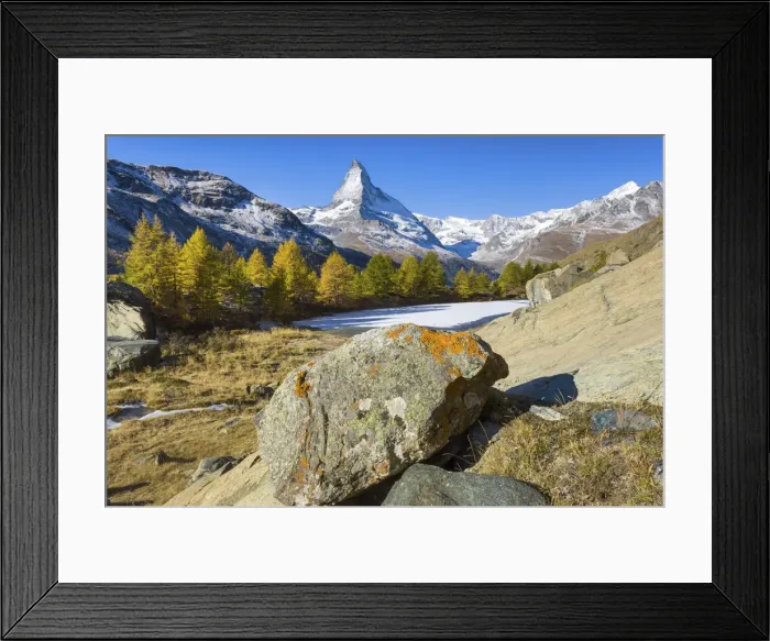 Framed Print : Switzerland, Canton of Valais, lake Grindjisee, Matterhorn Framed Print : Switzerland, Canton of Valais, lake Grindjisee, Matterhorn