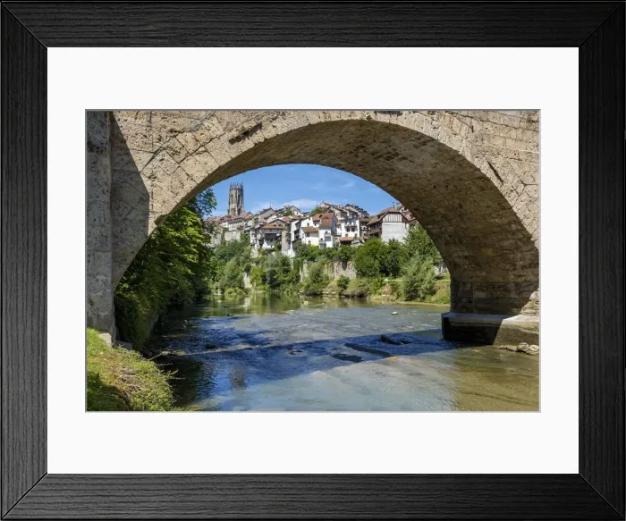 Framed Print : Switzerland, Canton of Fribourg, Fribourg city, Saane river