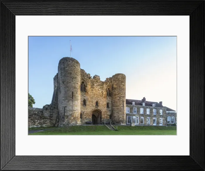 Framed Print : England, Kent, Tonbridge, Tonbridge Castle Gatehouse