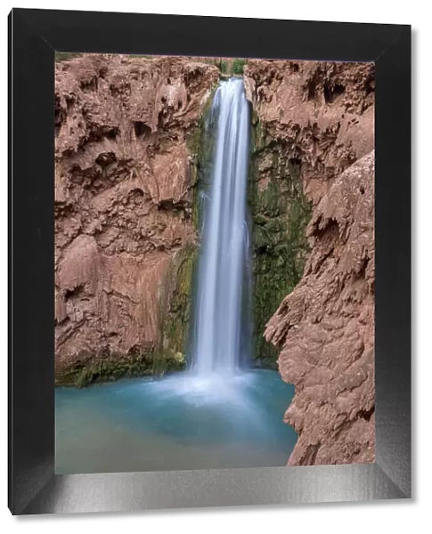 USA, Arizona, Grand Canyon National Park, Havasu Canyon, Mooney Falls