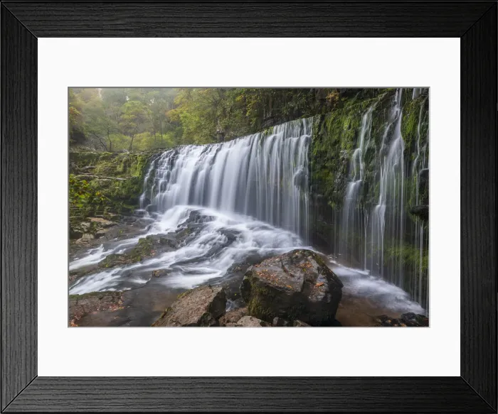 Framed Print : Sgwd Isaf Clun-Gwyn waterfall on the Four Waterfalls Walk, Ystradfellte