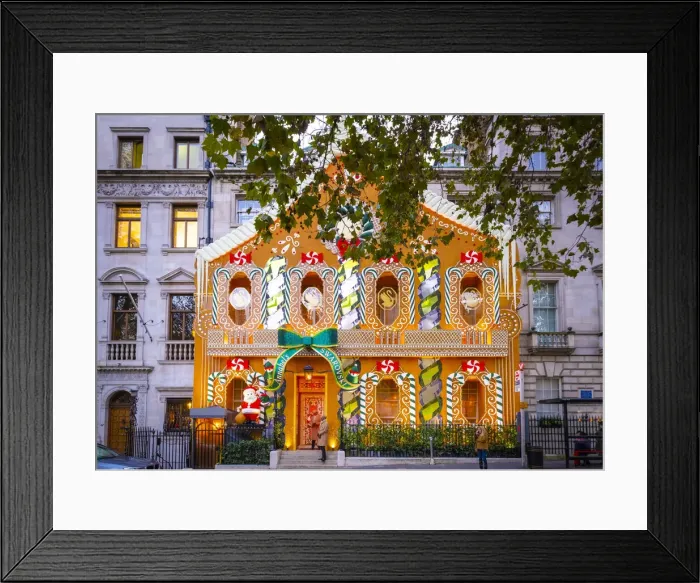 Framed Print : Christmas decorations on Annabels, Berkeley Square, Mayfair, London, England, UK Framed Print : Christmas decorations on Annabels, Berkeley Square, Mayfair, London, England, UK