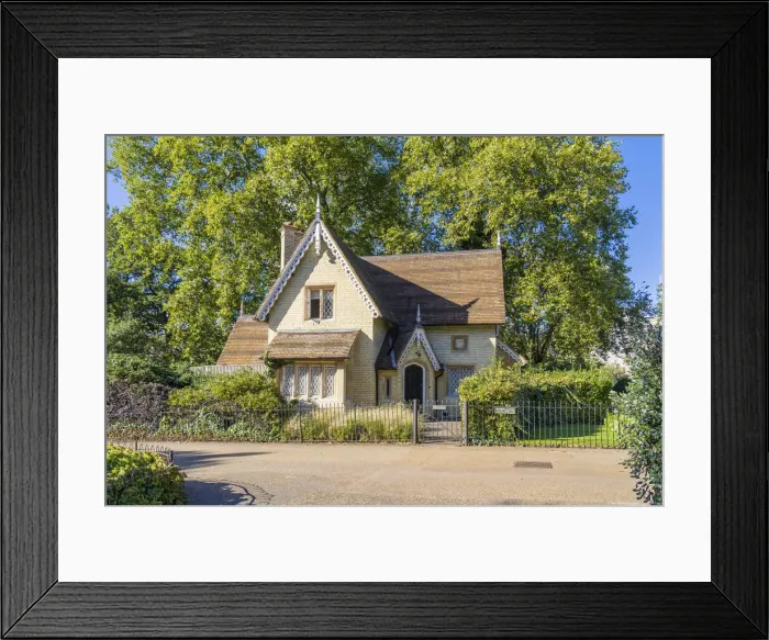 Framed Print : Buckhill Logde, Kensington Gardens, Hyde park, London, England, UK Framed Print : Buckhill Logde, Kensington Gardens, Hyde park, London, England, UK