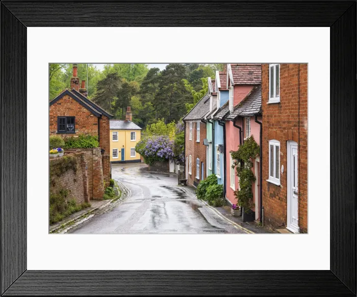 Framed Print : Colourful houses on the Angel Lane in Woodbridge, Suffolk, England Framed Print : Colourful houses on the Angel Lane in Woodbridge, Suffolk, England