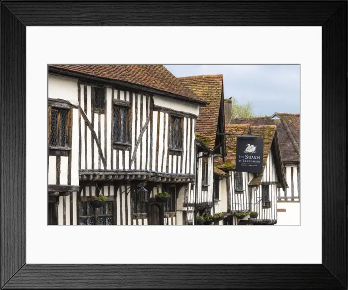 Framed Print : The 15th century Swan in Lavenham, Suffolk, England Framed Print : The 15th century Swan in Lavenham, Suffolk, England
